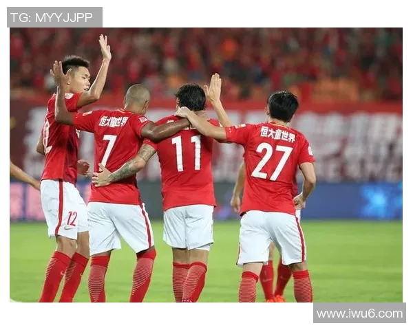 恒大与汉堡精彩对决集锦回顾赛场瞬间尽在眼前