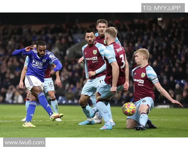 曼联与切尔西半场战局分析及胜负预测展望