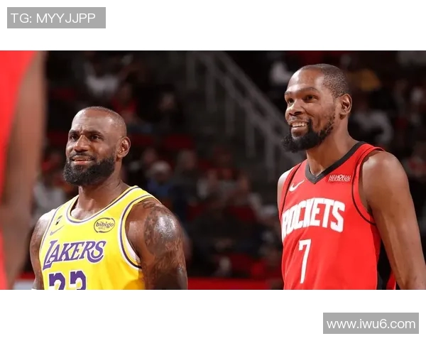 火箭与湖人季后赛第四场对决精彩回顾与分析 火箭与湖人季后赛第四场对决精彩回顾与分析