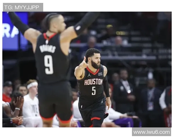 火箭对阵国王精彩直播全程回顾与赛后分析尽在直播吧 火箭对阵国王精彩直播全程回顾与赛后分析尽在直播吧