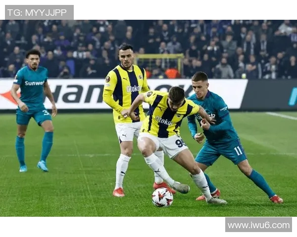 费内巴切与巴斯克的激烈对决展现篮球魅力与团队精神