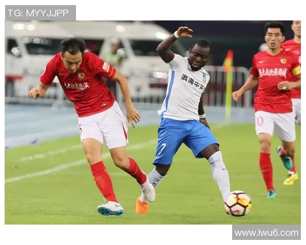 2017年上海申花与天津泰达激战成名的精彩对决回顾与分析 2017年上海申花与天津泰达激战成名的精彩对决回顾与分析