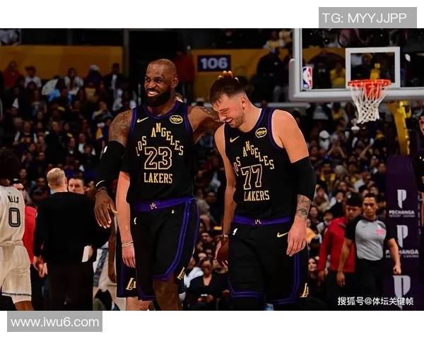 2017年湖人与勇士加时赛激战回顾球迷心潮澎湃的经典对决