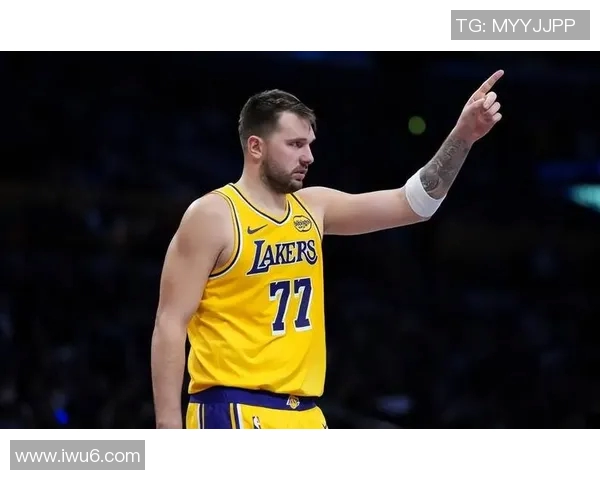 东契奇狂砍73分创现役新高独行侠力克太阳终结连胜纪录